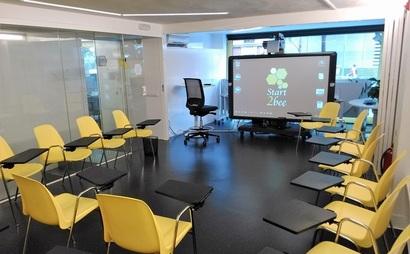 JELLY BUZZ MEETING ROOM JELLY BUZZ MEETING ROOM