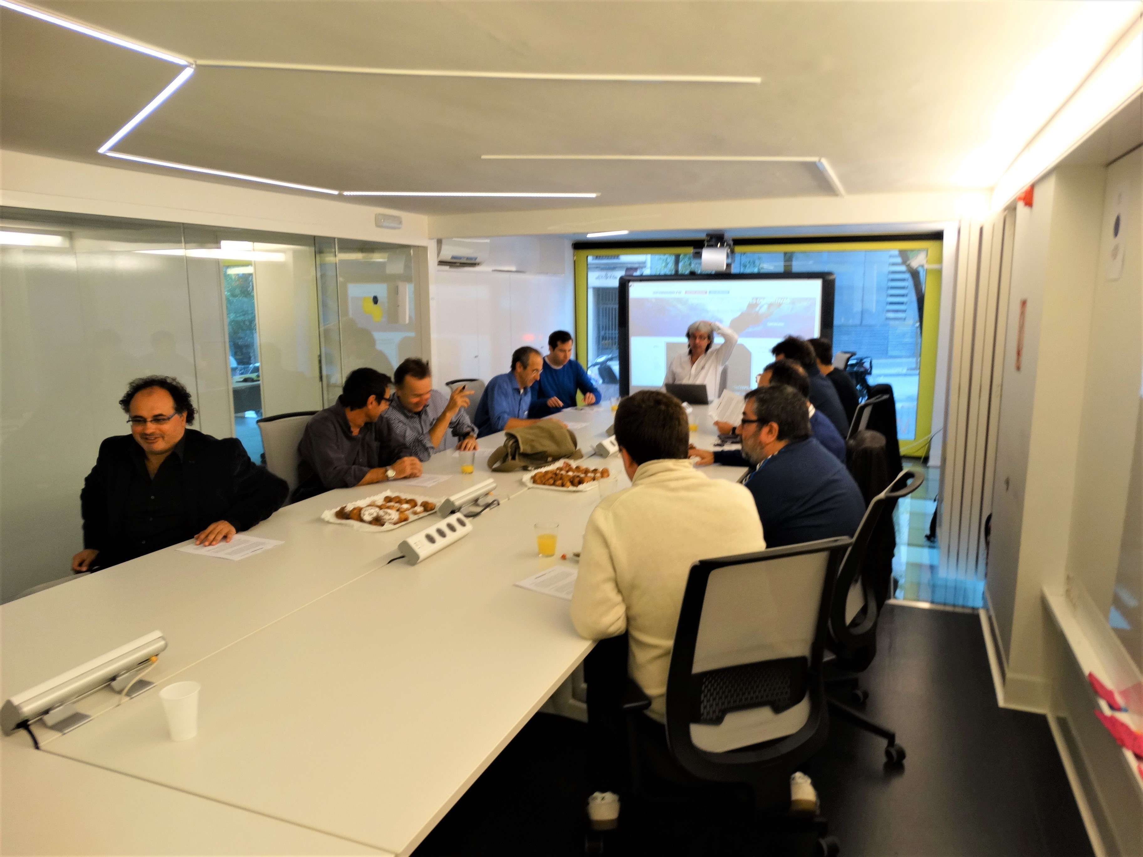 JELLY BUZZ MEETING ROOM