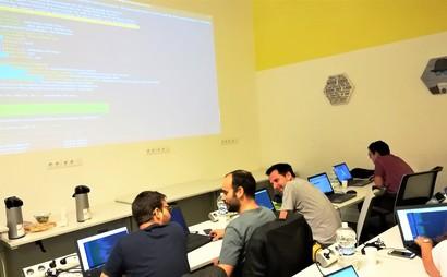 HONEYBEES MEETING ROOM HONEYBEES MEETING ROOM