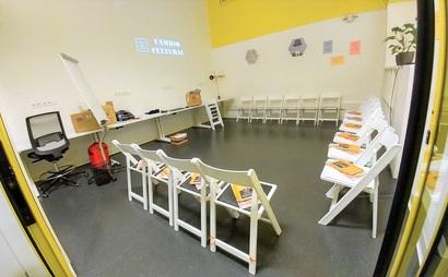 HONEYBEES MEETING ROOM HONEYBEES MEETING ROOM