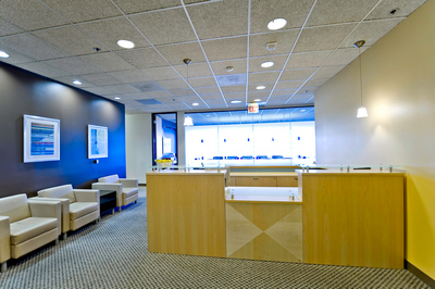 Click to discover this private office 