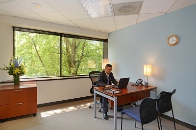 Click to discover this private office !!! 