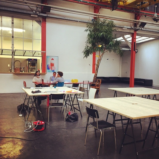 launchlabs Flex-desk