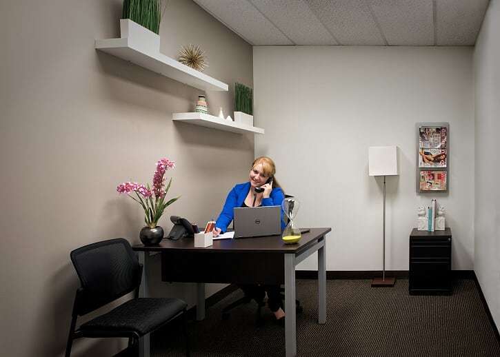 Click to discover this private office !!! 