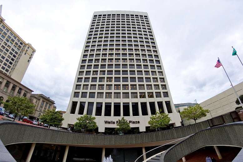 Click to discover this private office !!! 