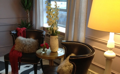 Meeting Lounge Seats Up to 6 Meeting Lounge Seats Up to 6