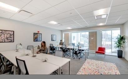 Hot desk with anything you need! BOOK NOW! Hot desk with anything you need! BOOK NOW!