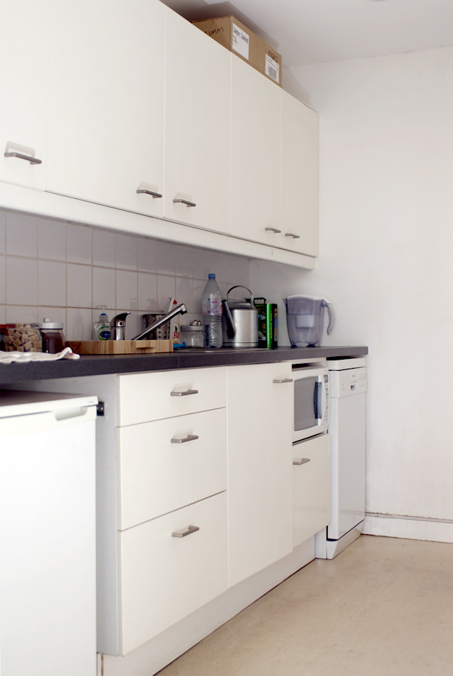 Deskspace will full use of all office amenities Deskspace will full use of all office amenities
