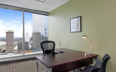 Click to discover this private office !!!