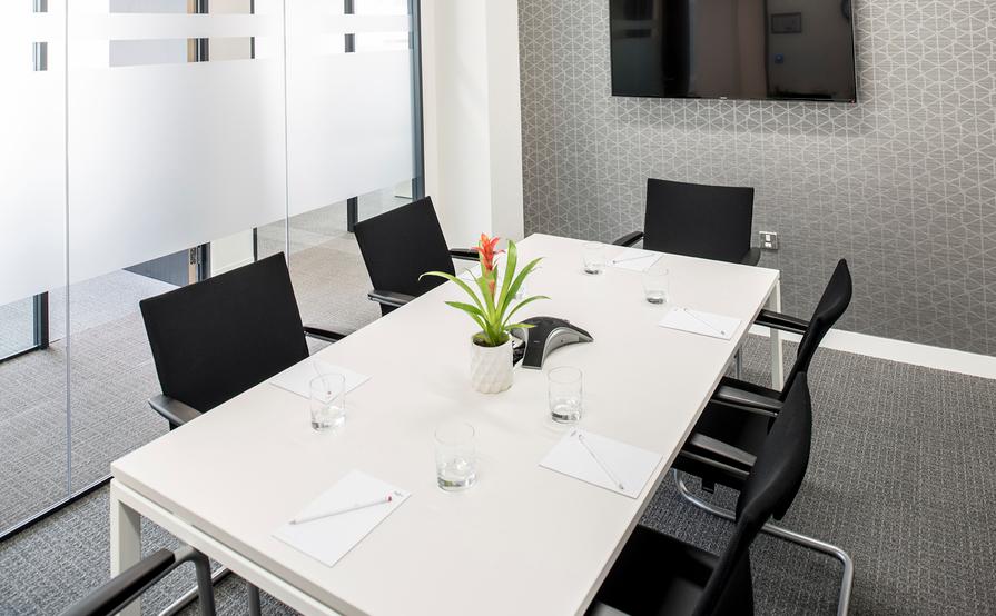 Click to discover this private office !!!  Click to discover this private office !!!