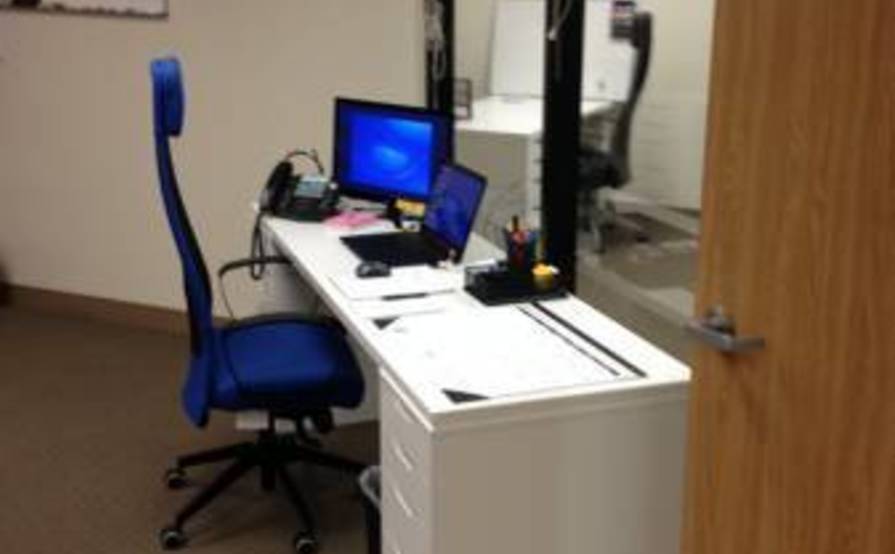 Your Own Private Desk in West LA! (10/405 Freeway) Your Own Private Desk in West LA! (10/405 Freeway)