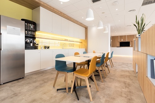 Click to discover this private office !!! 