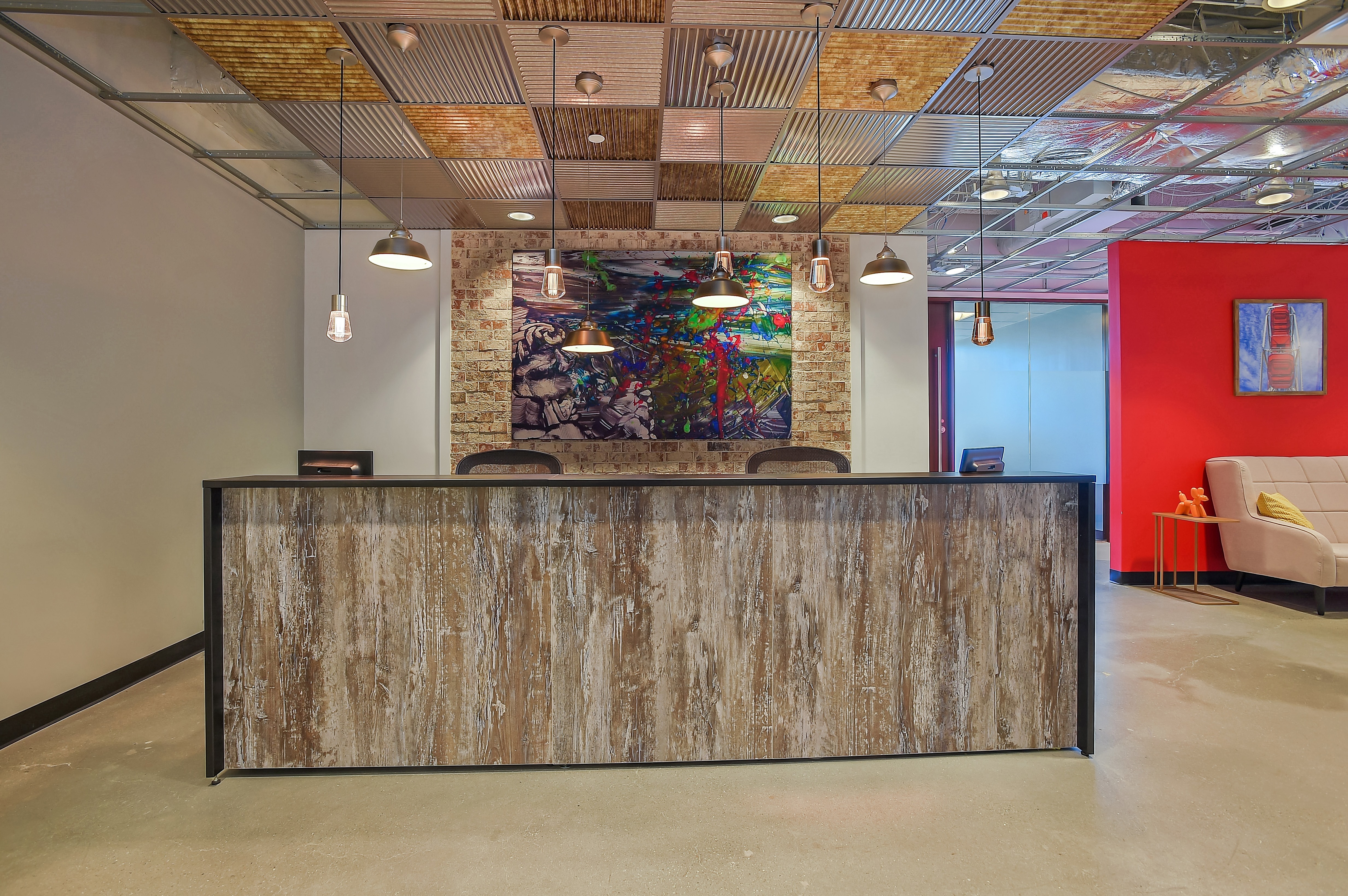 Click to discover this private office !!! 