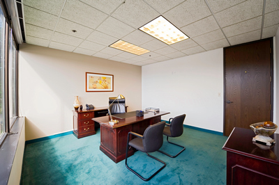 Click to discover this private office !!! 