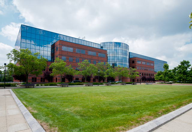 Click to discover this private office !!! 