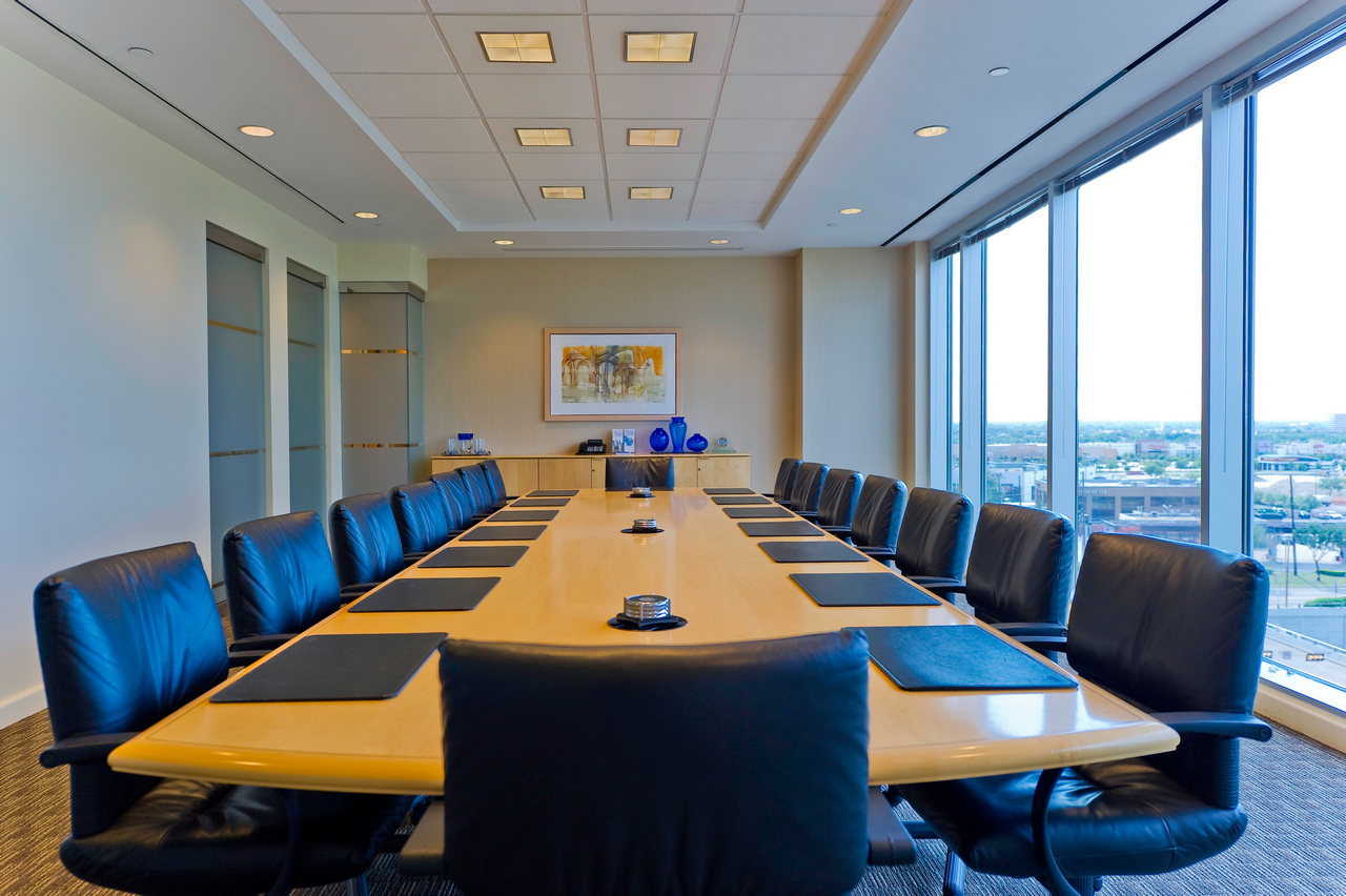 Click to discover this private office !!! 