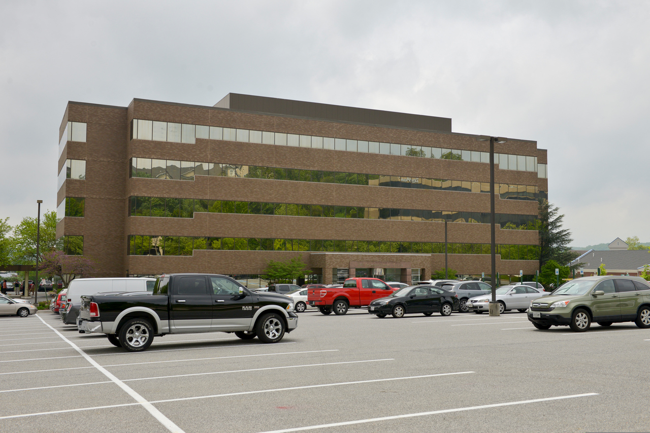 Click to discover this private office !!! 