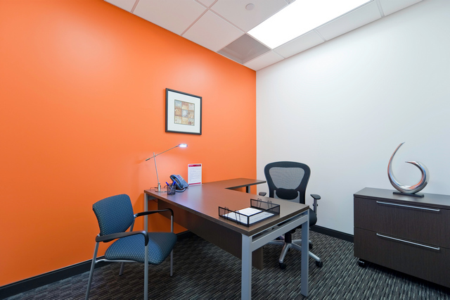 Click to discover this private office !!! 