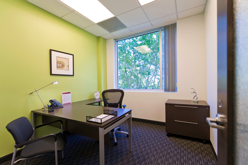 Click to discover this private office !!! 