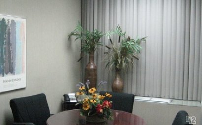 Nice big workspace Nice big workspace