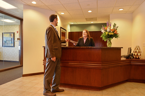 Click to discover this private office !!! 