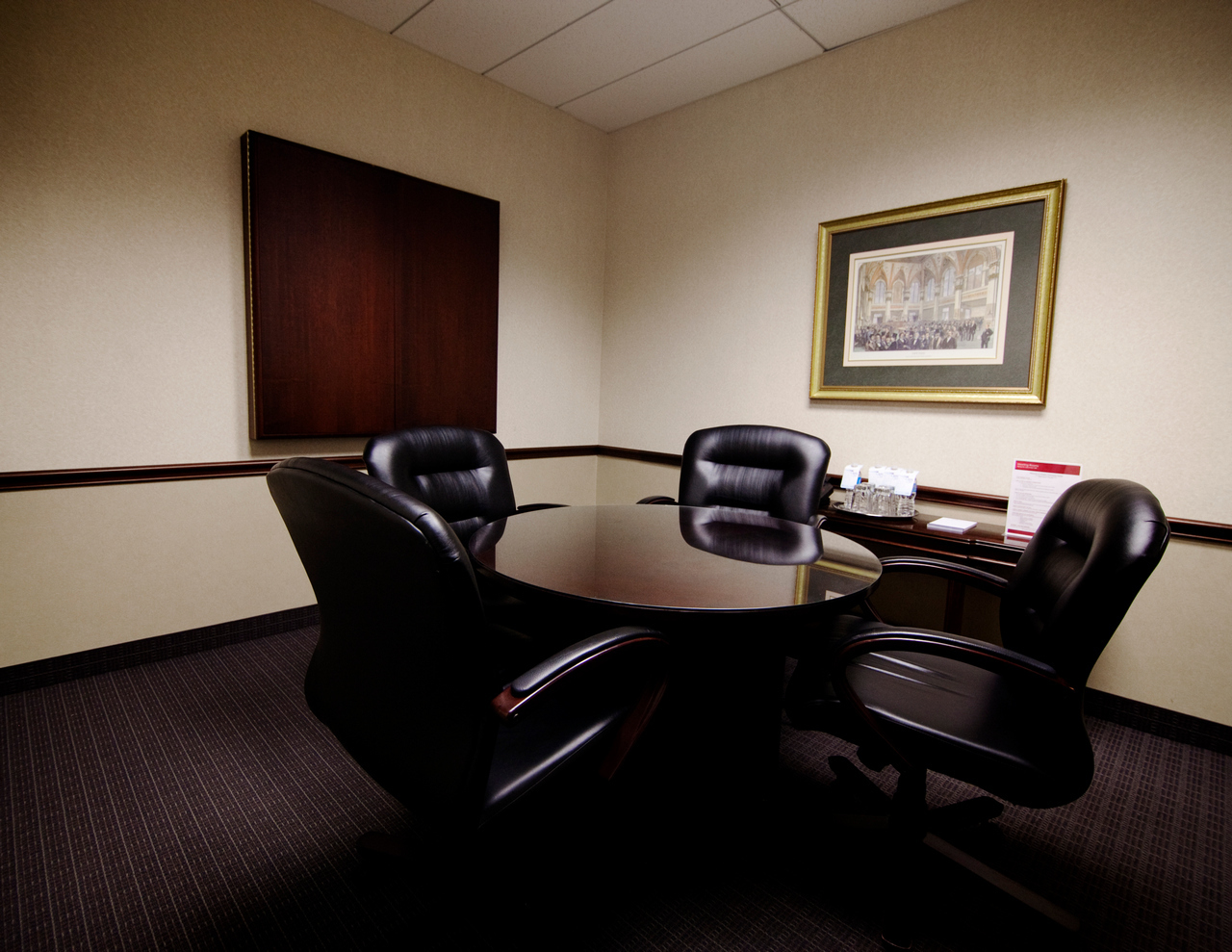 Click to discover this private office !!! 