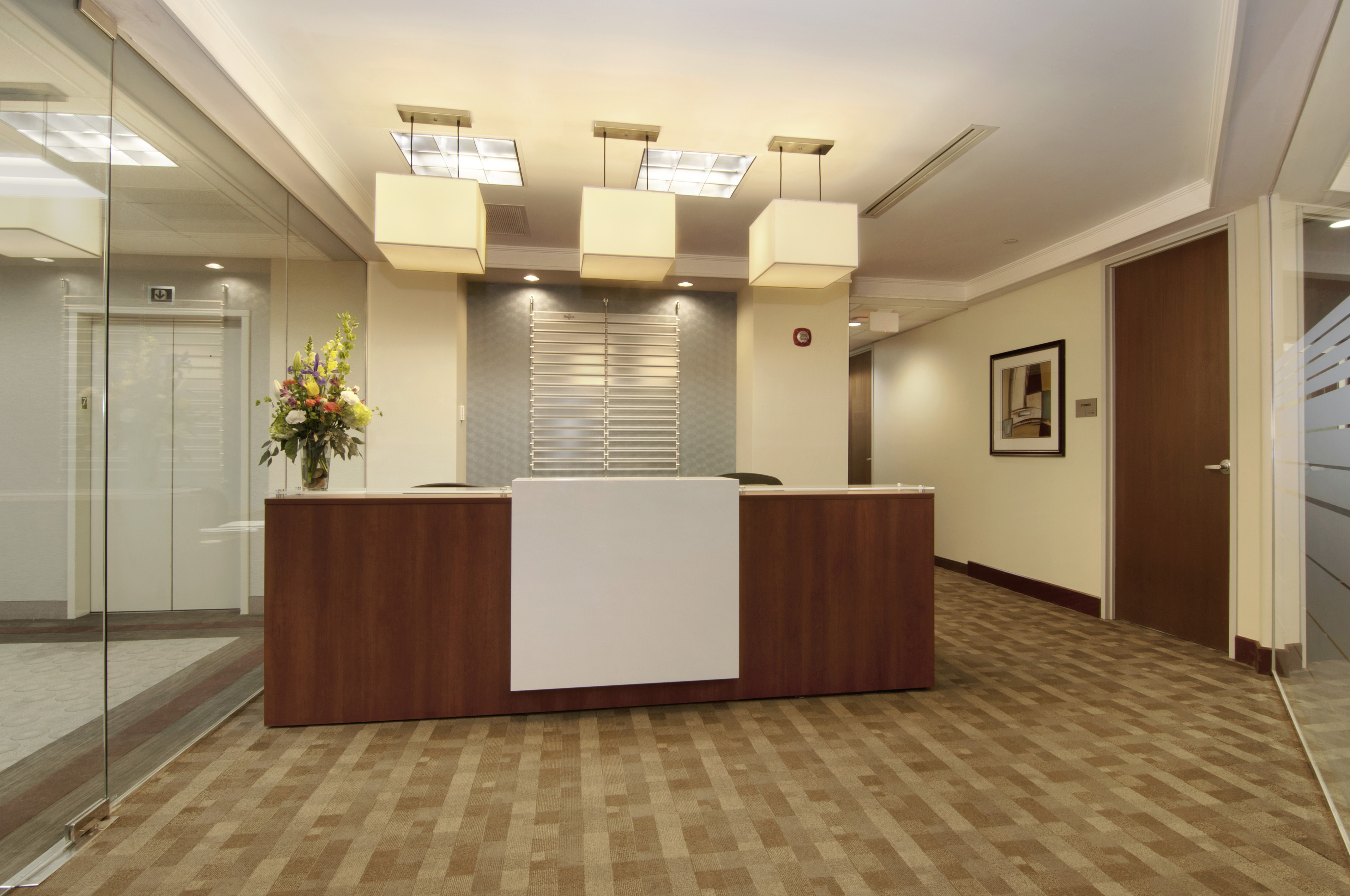 Click to discover this private office !!! 