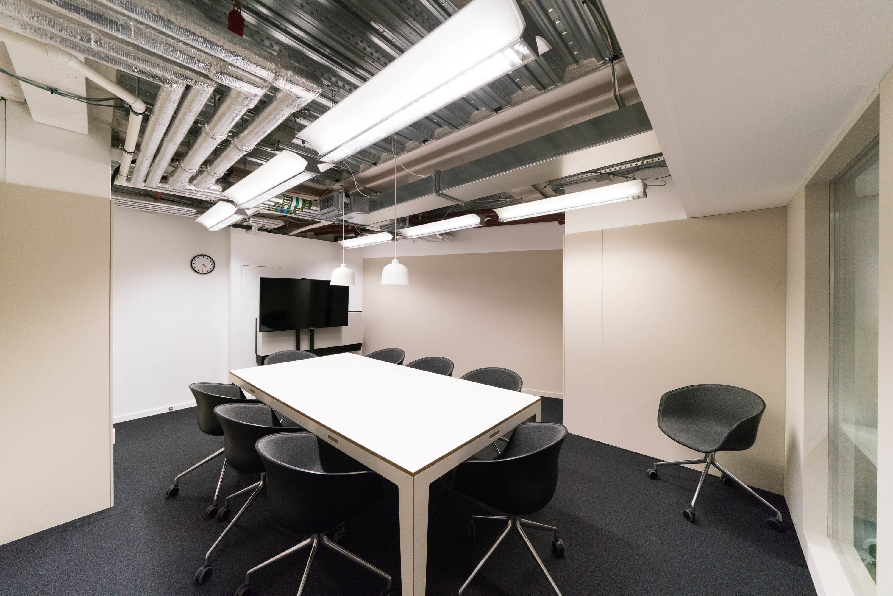 Fixed desk 1 day/week 