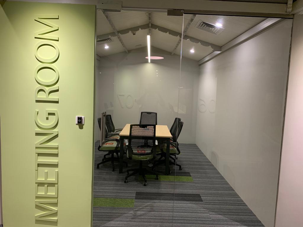 Incuspaze - Oberon Mall