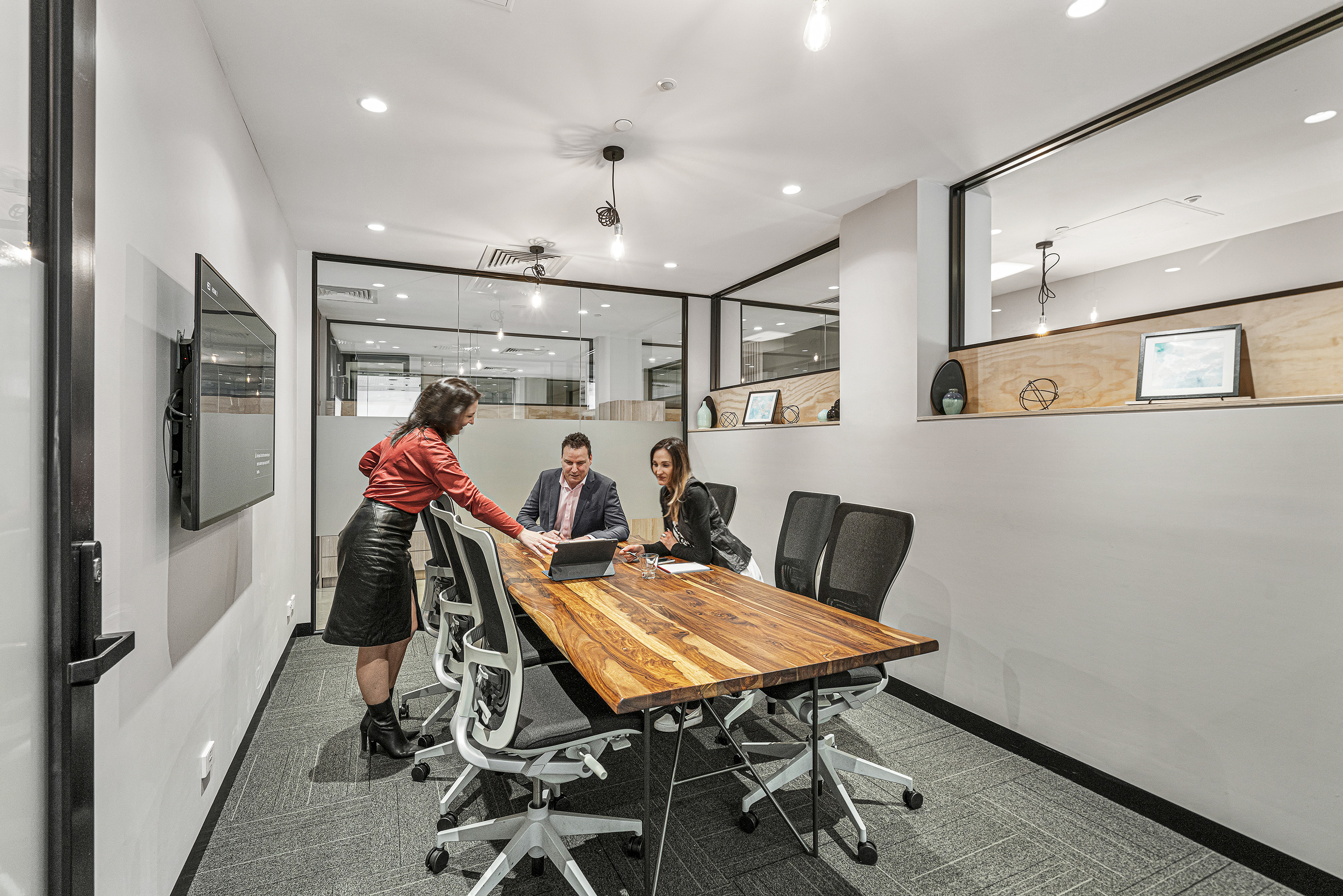 Dedicated Desk with 24/7 Access