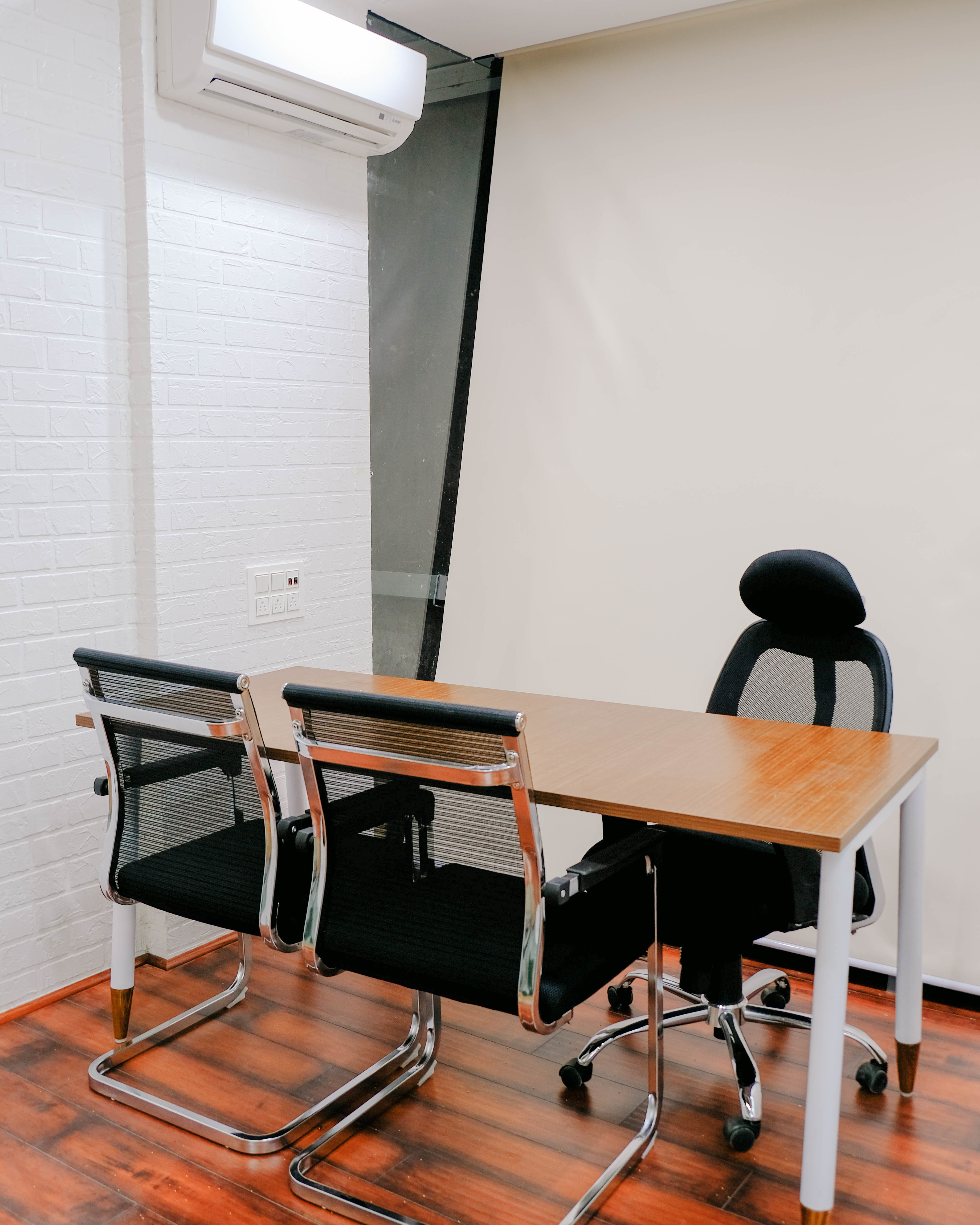 Workie Co-Working Spaces Workie Co-Working Spaces