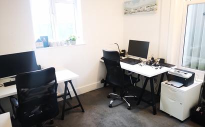 Business Office for up to 4 people! Business Office for up to 4 people!