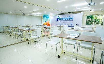 Smart Classroom Space Smart Classroom Space