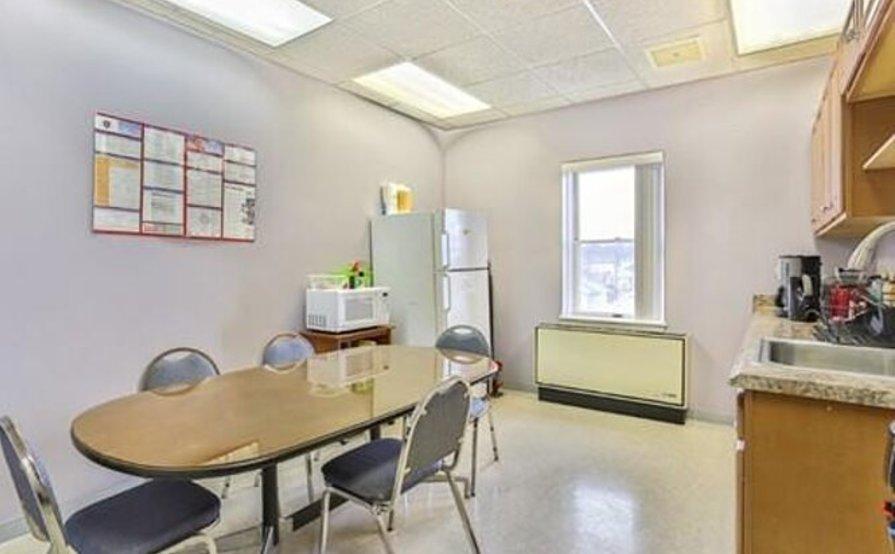 Cubicles 1-4 Cubicles 1-4