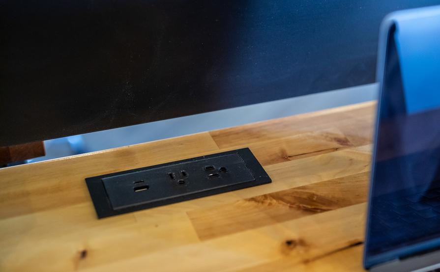 Dedicated Desk Dedicated Desk