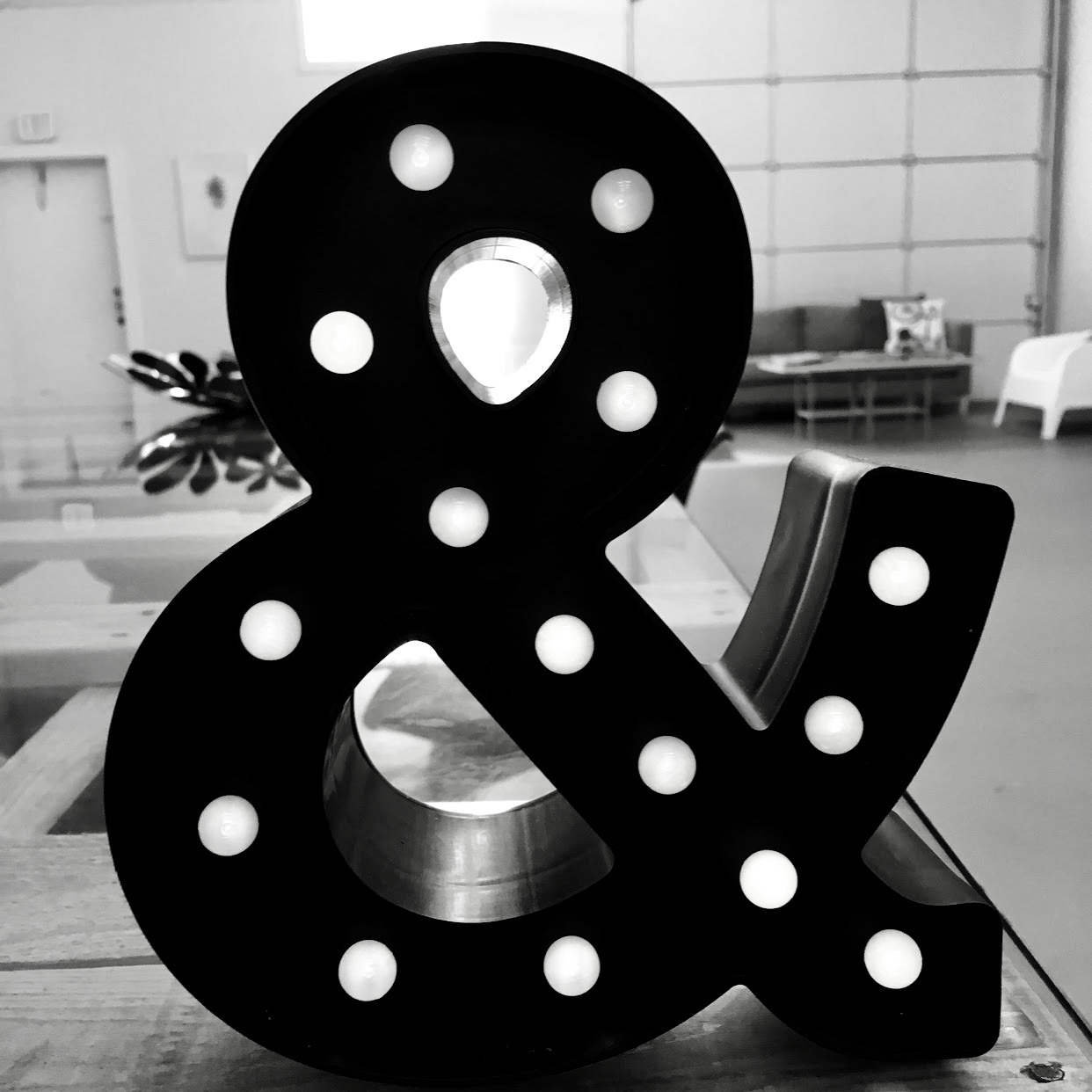 Creative work & meeting space. Creative work & meeting space.