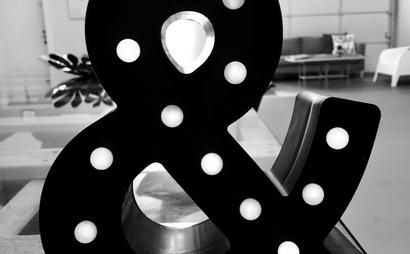 Creative work & meeting space. Creative work & meeting space.