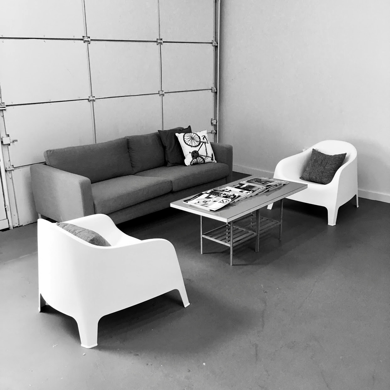 Creative work & meeting space. Creative work & meeting space.