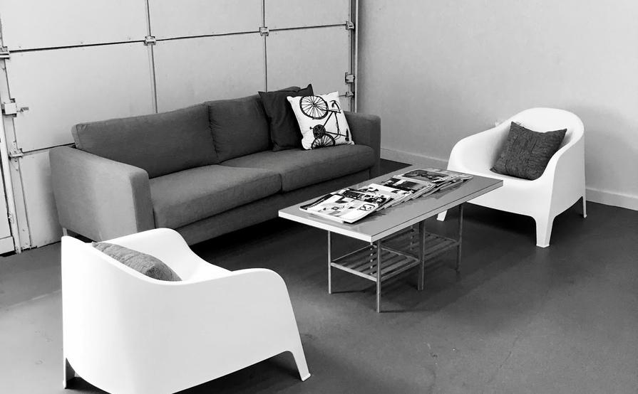 Creative work & meeting space. Creative work & meeting space.