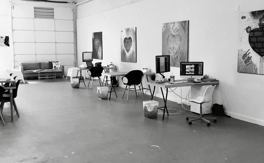 Creative work & meeting space. Creative work & meeting space.