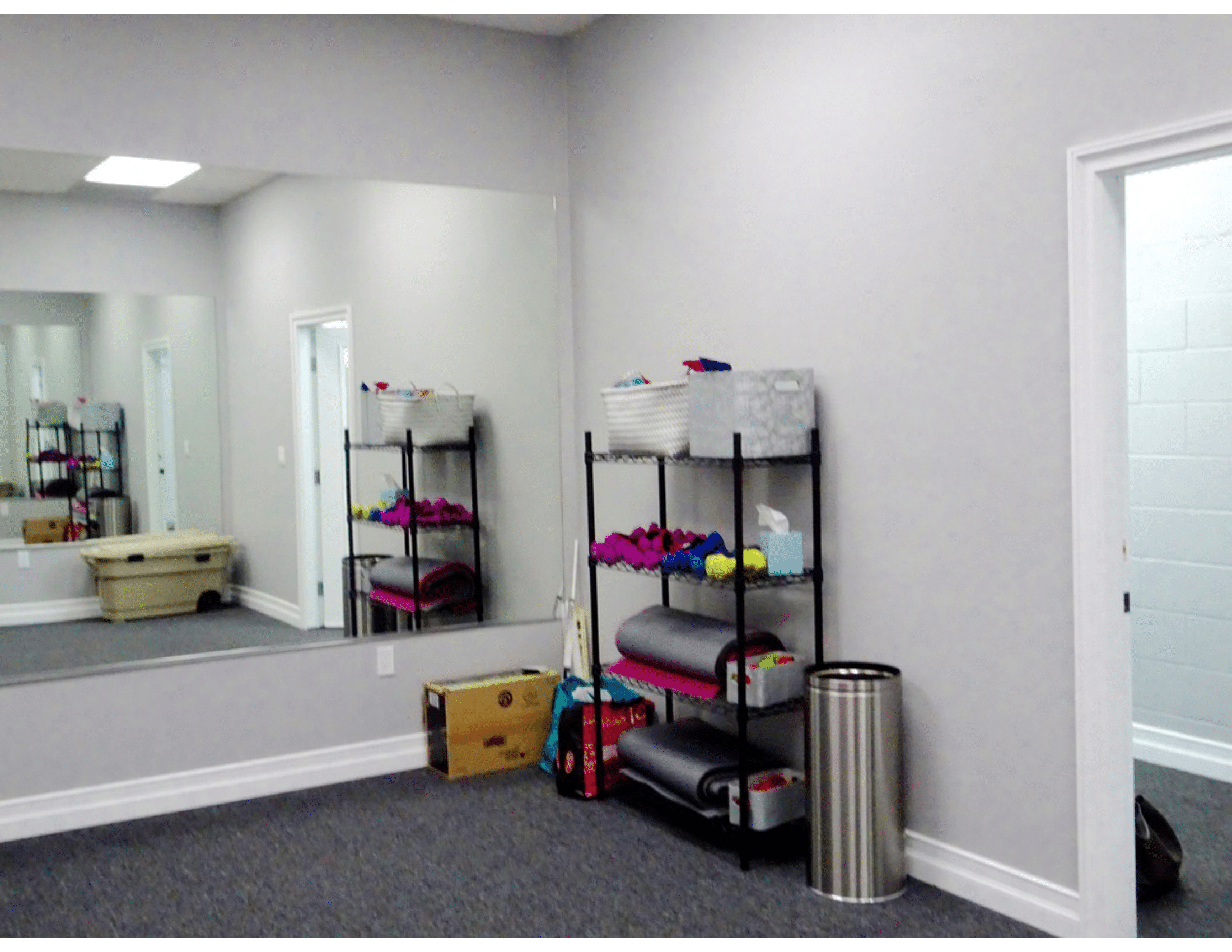 Studio for Rent by the Hourly-Individ