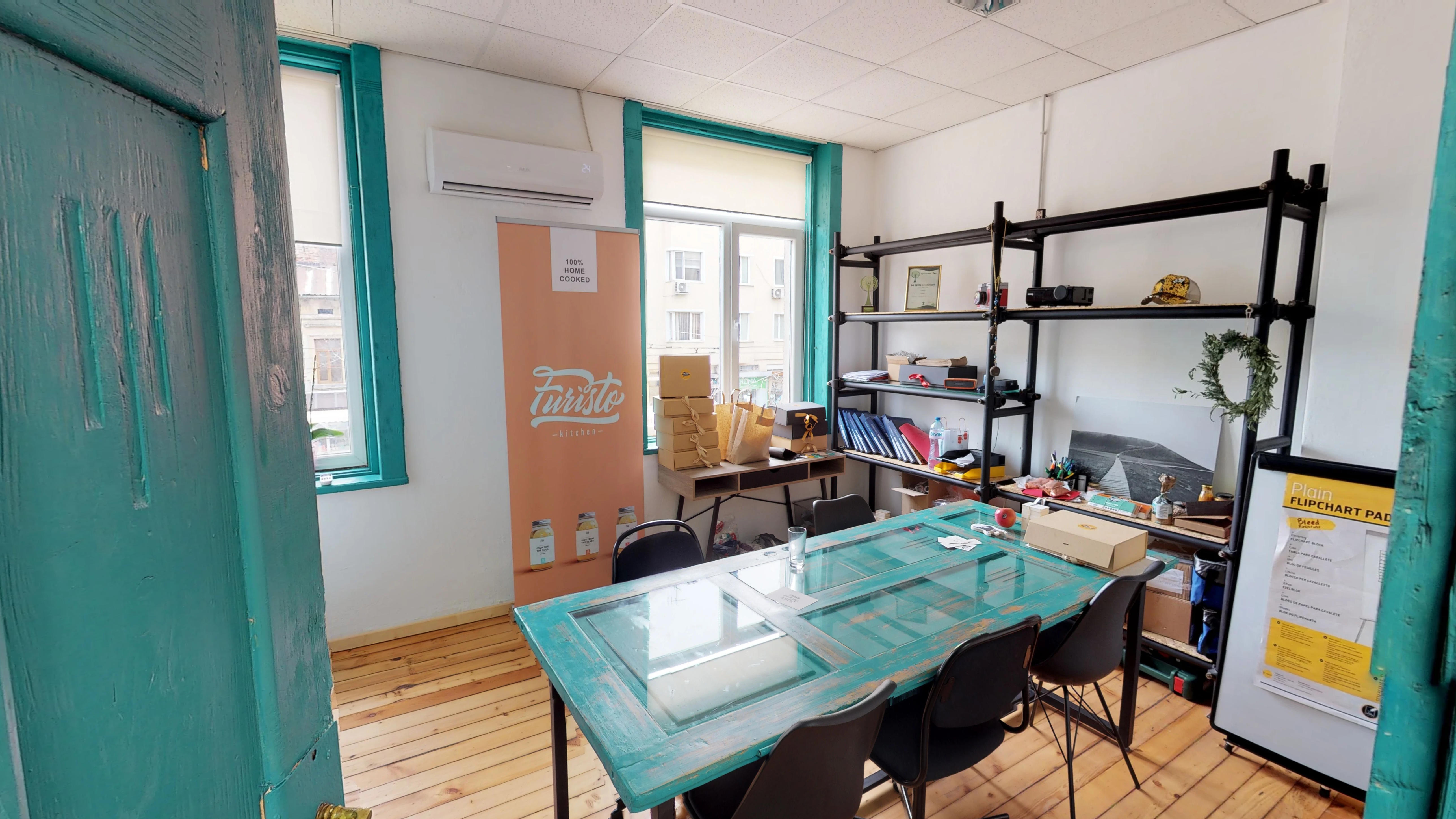 Cre8 Coworking Hub Private office