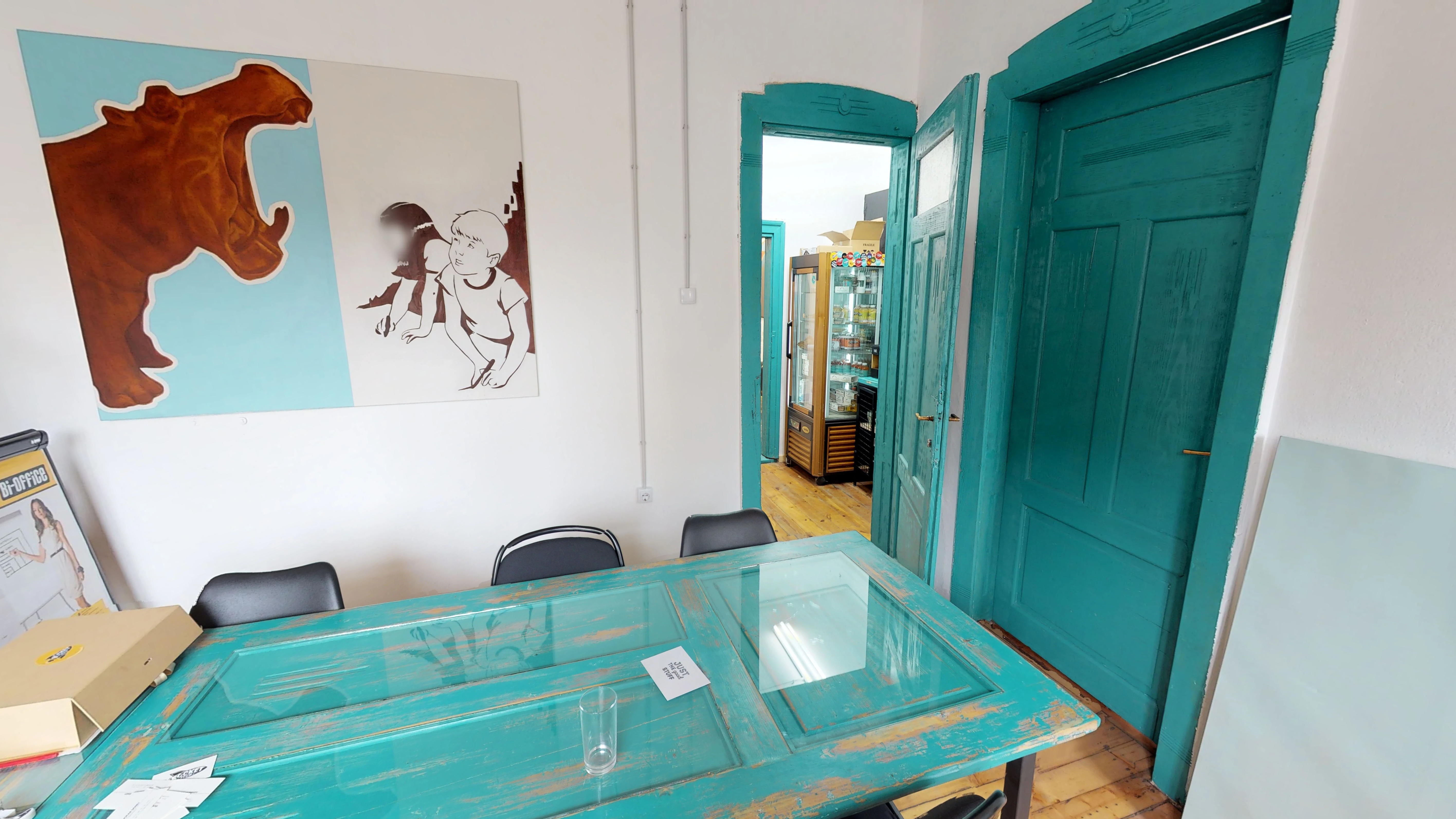 Cre8 Coworking Hub Private office