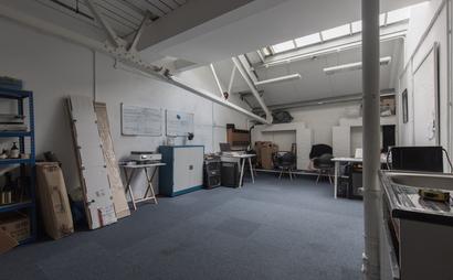 Desk in Studio Space - W10 Desk in Studio Space - W10