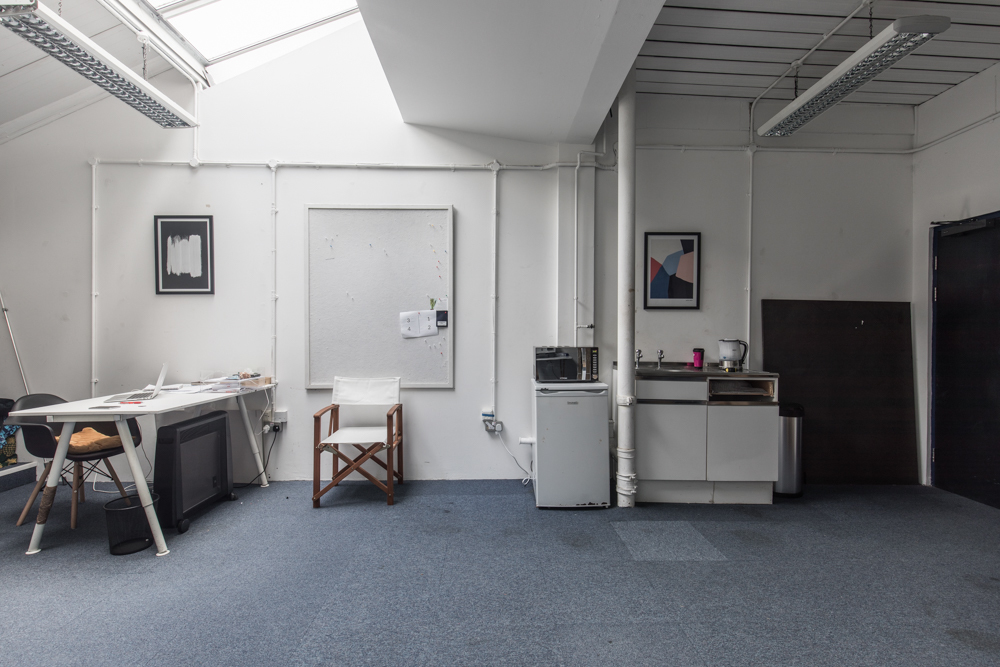 Desk in Studio Space - W10 Desk in Studio Space - W10