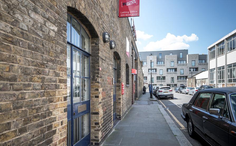 Desk in Studio Space - W10 Desk in Studio Space - W10