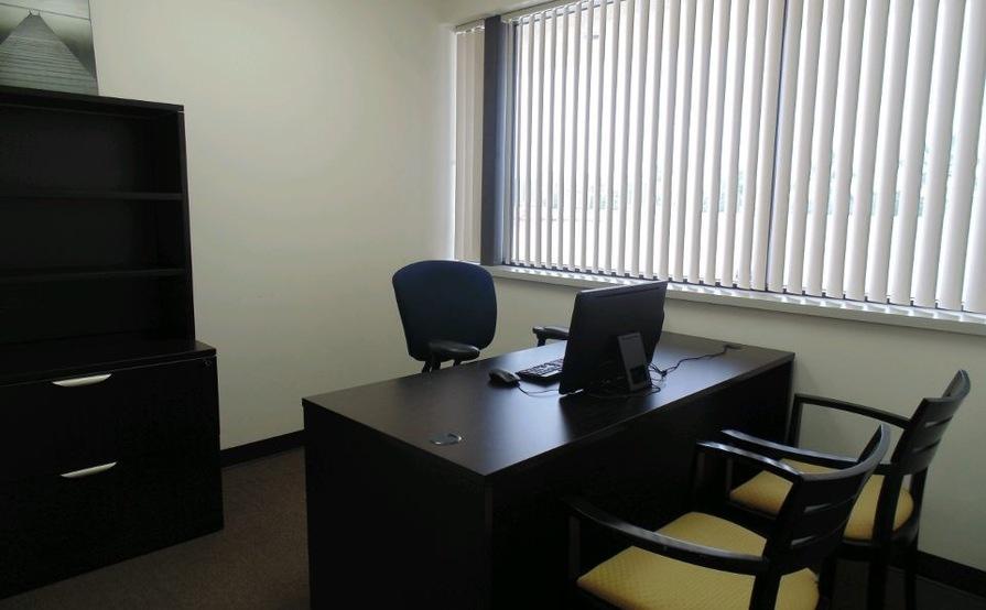PRIVATE OFFICE SPACE