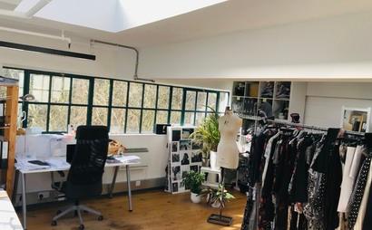 BEAUTIFUL large desk in a design studio BEAUTIFUL large desk in a design studio