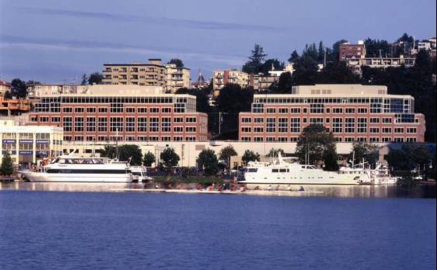 Lake Union - Executive Suite