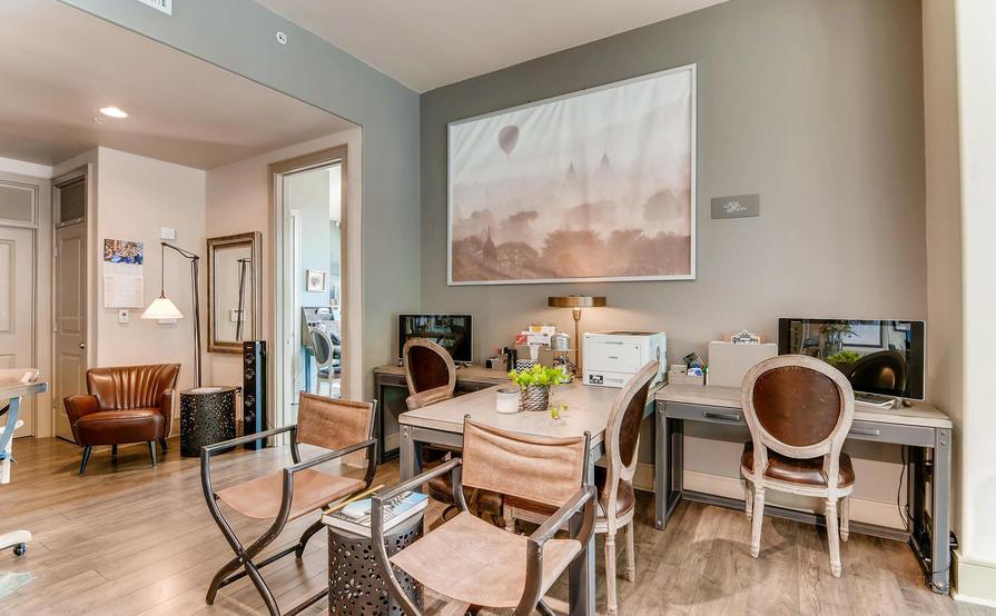 Rent a Desk in the Heart of Austin! Rent a Desk in the Heart of Austin!